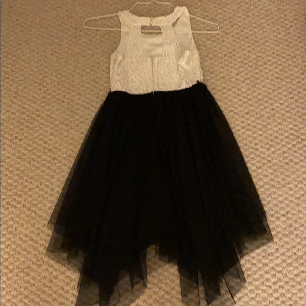 Dress - Picture 2 of 2